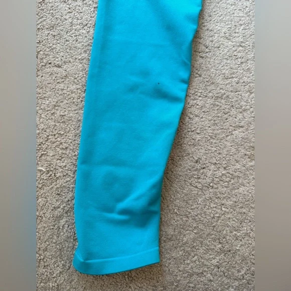 YoungLA W252 Curve Hourglass Leggings - Picture 9 of 9